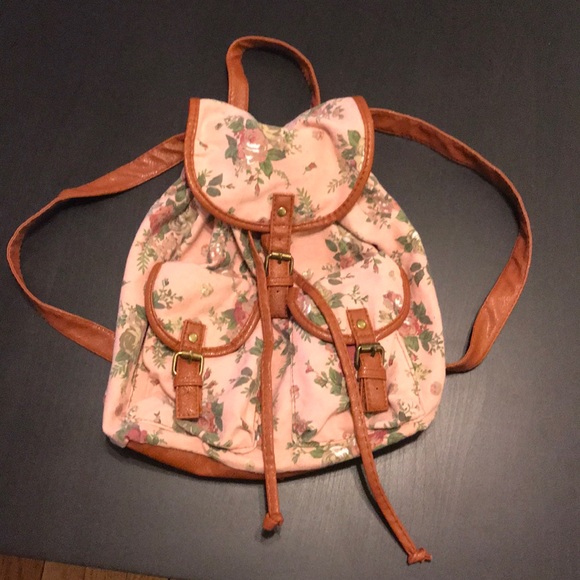 Floral Backpack - Picture 1 of 1